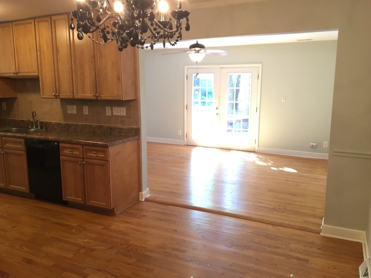 5110 Milford Rd - Photo 7 of 25