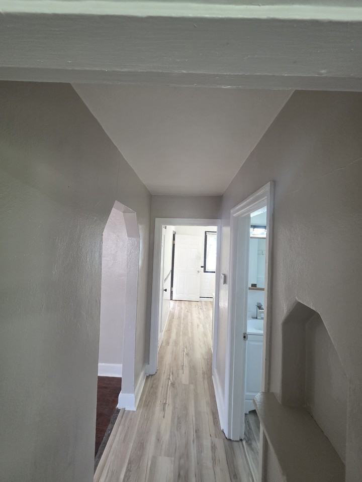 5411 Fletcher St - Photo 6 of 14