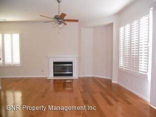 2440 Berkshire Ln - Photo 2 of 5