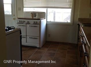 2784 Courtland Dr - Photo 3 of 5