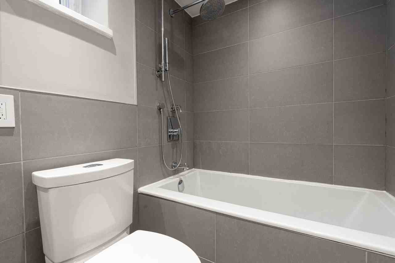 190 Jameson Avenue - Photo 4 of 41