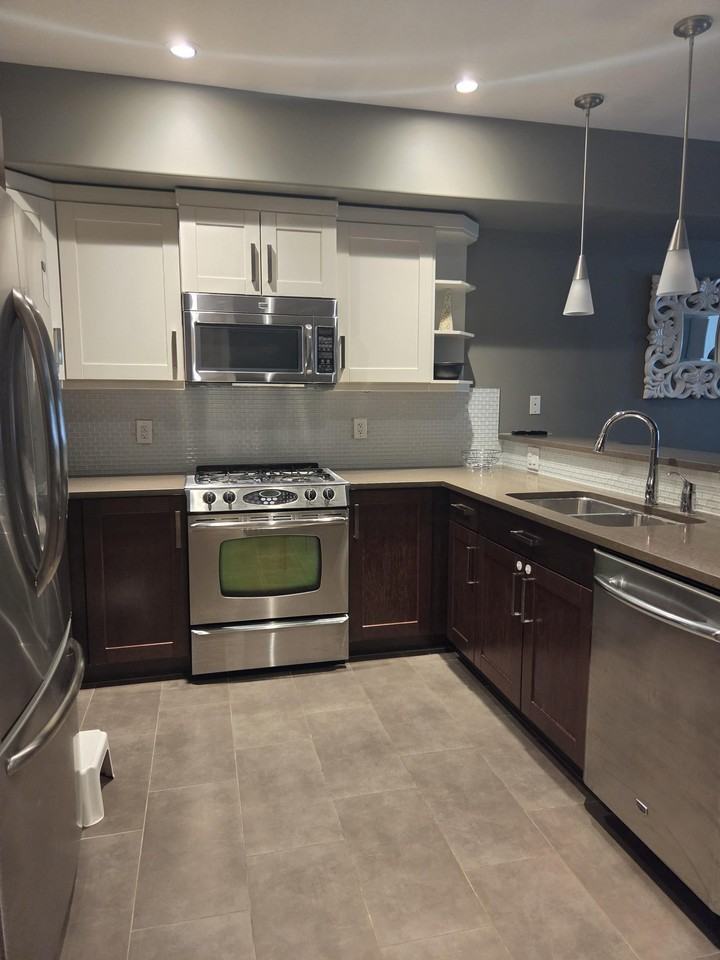 JB Black Building - Photo 2 of 17