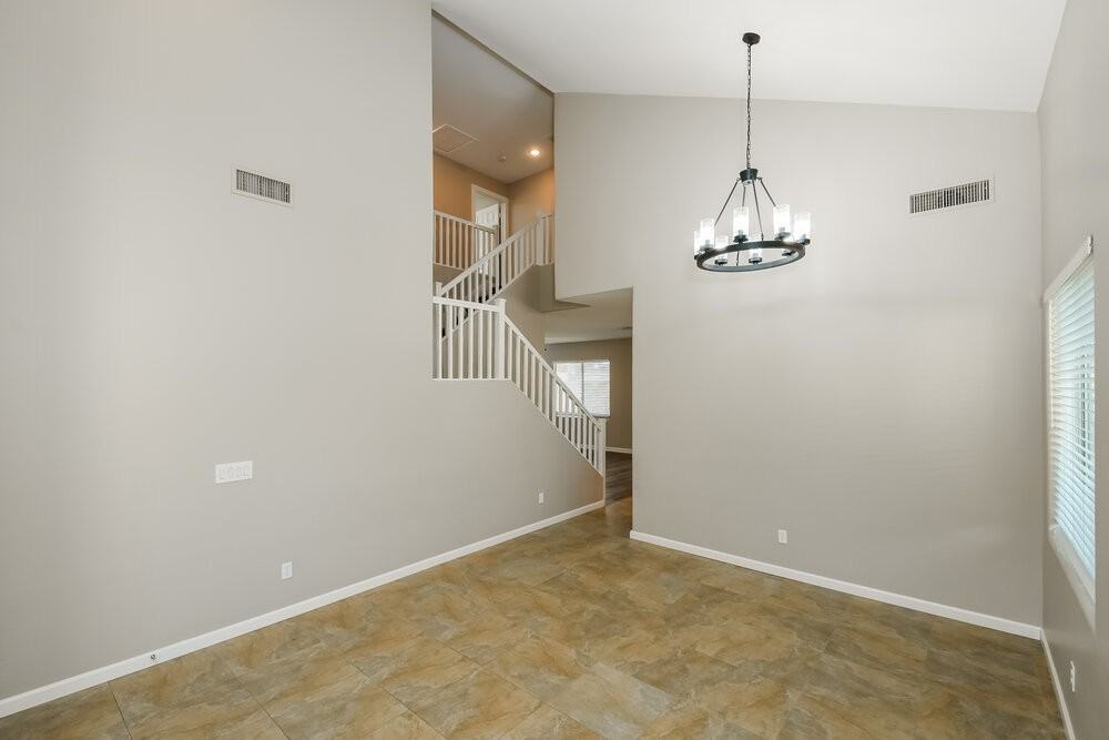4480 E Sundance Ct - Photo 4 of 17