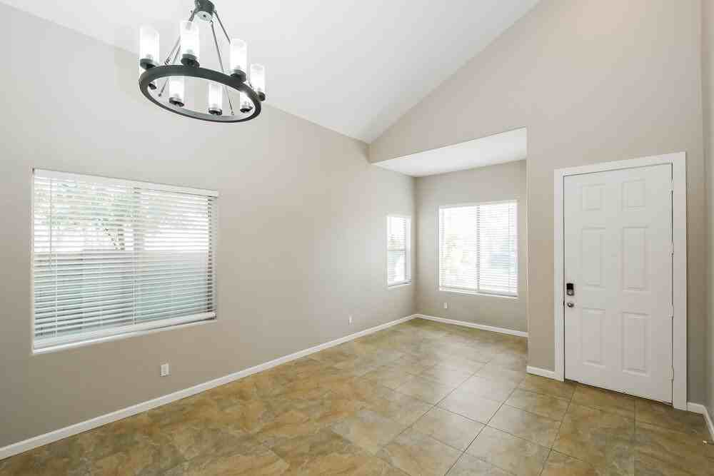 4480 E Sundance Ct - Photo 5 of 17