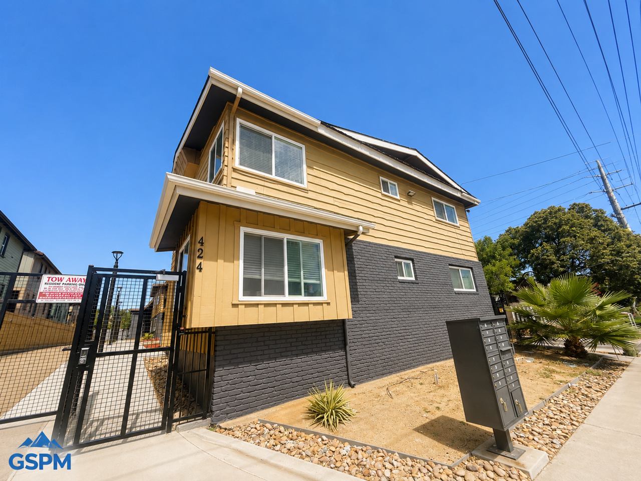 Emerald Ave Apartments - Photo 2 of 25