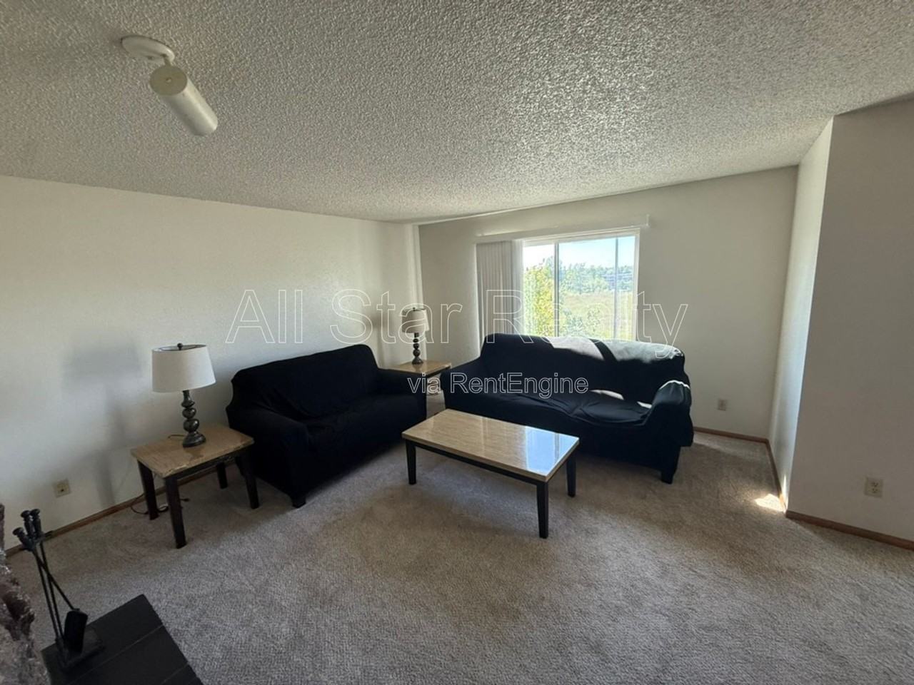 1315 Cordova St #310 - Photo 4 of 16