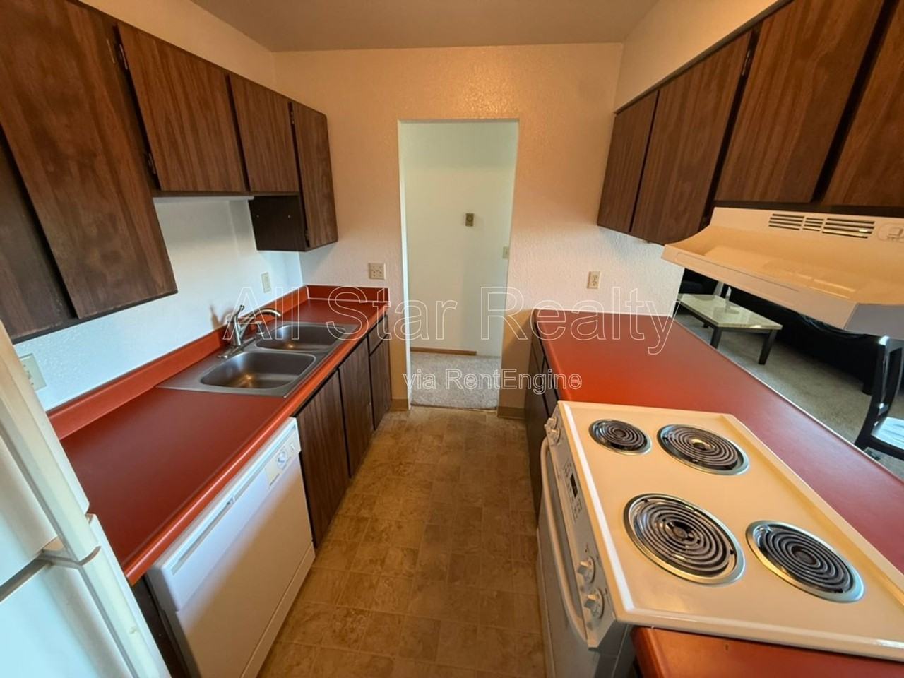 1315 Cordova St #310 - Photo 6 of 16