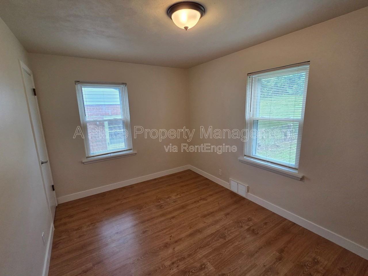 204 Hawkesbury Dr - Photo 6 of 13