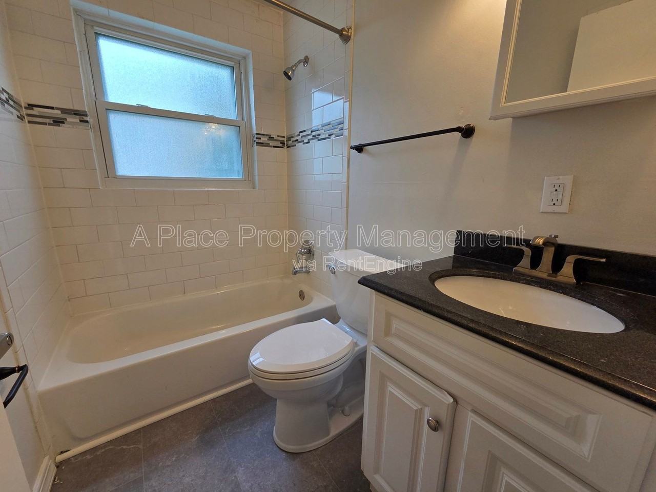 204 Hawkesbury Dr - Photo 7 of 13