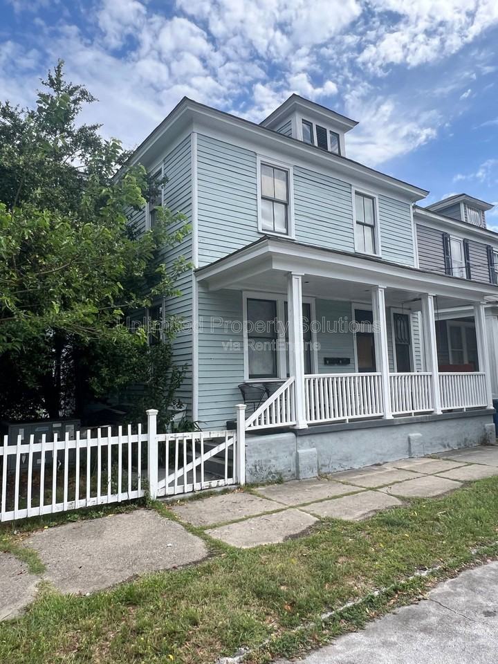 721 Chestnut St #A - Photo 2 of 16