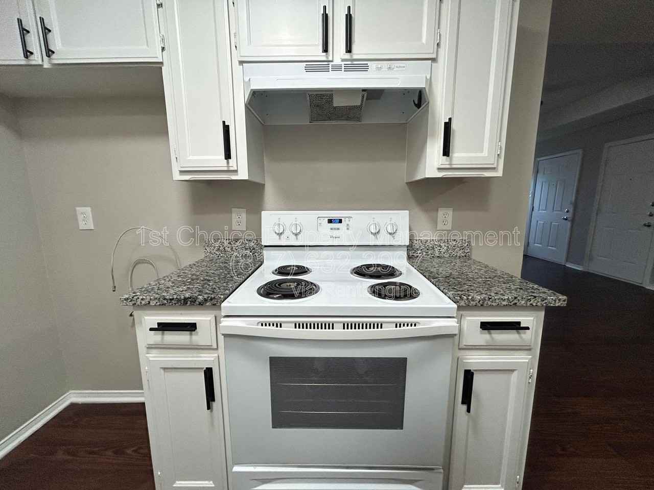 6320 Holiday Ln - Photo 3 of 23