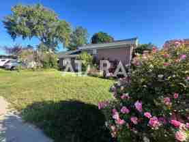 618 W Anderson Ave - Photo 1 of 1