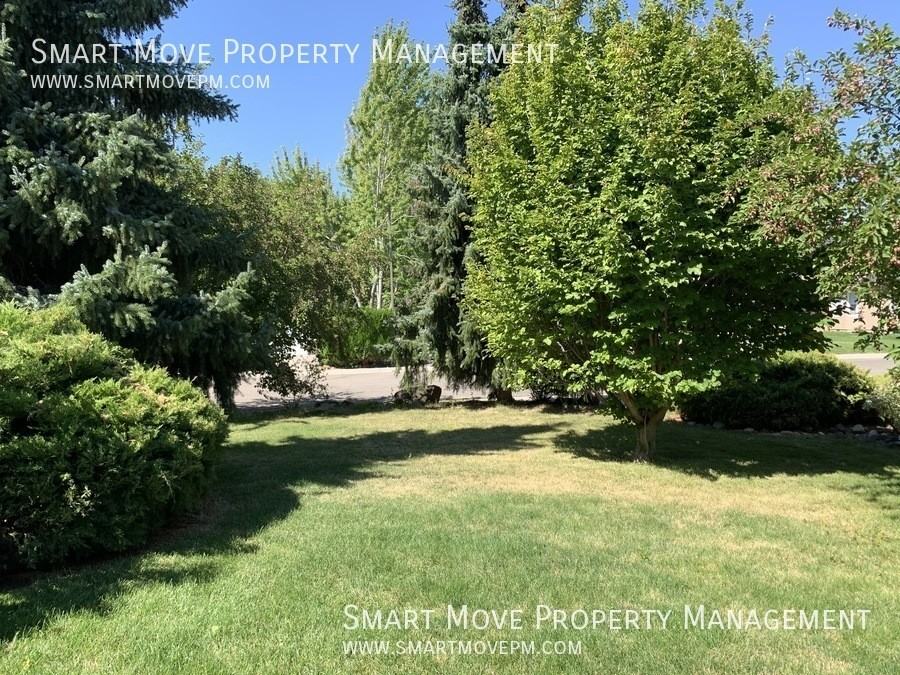 2321 E Mugo St - Photo 3 of 38