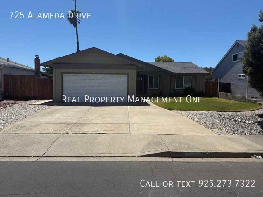 725 Alameda Dr - Photo 2 of 20