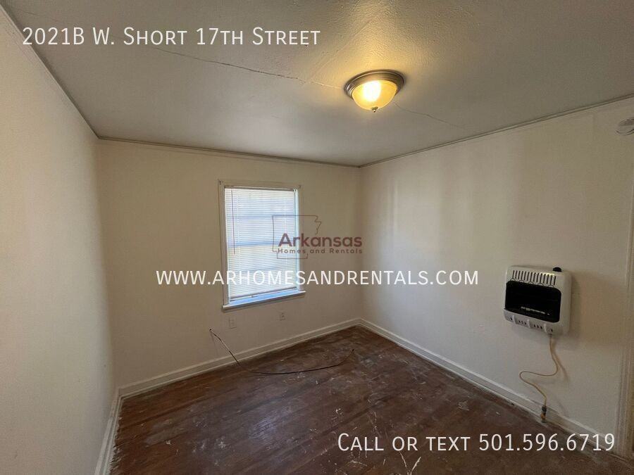 2021 W Short 17th St Apt B - Photo 6 of 8