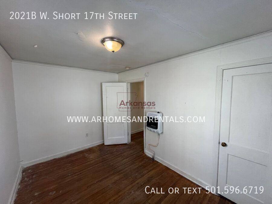2021 W Short 17th St Apt B - Photo 7 of 8