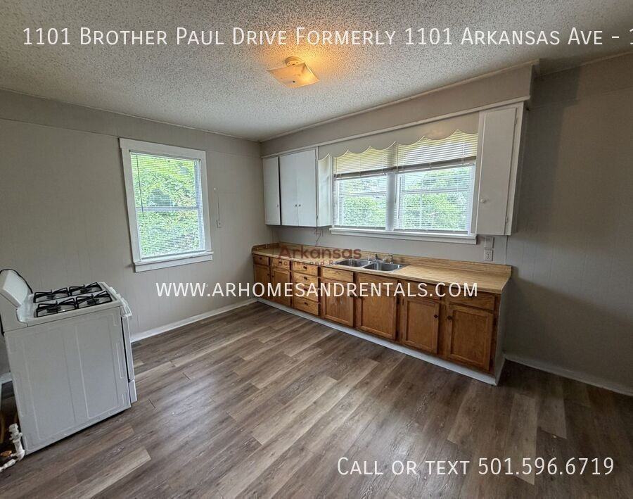 1101 Brother Paul Drive Formerly 1101 Arkansas Ave - Photo 4 of 14