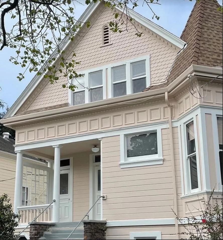 2228 McKinley Ave - Photo 2 of 30