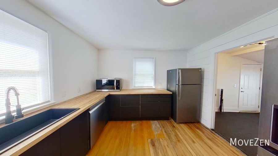 1710 Oakwood Ave - Photo 4 of 40