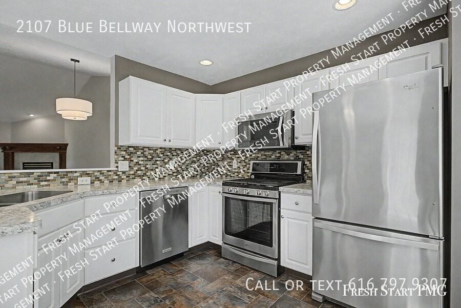 2107 Blue Bellway Nw - Photo 6 of 33