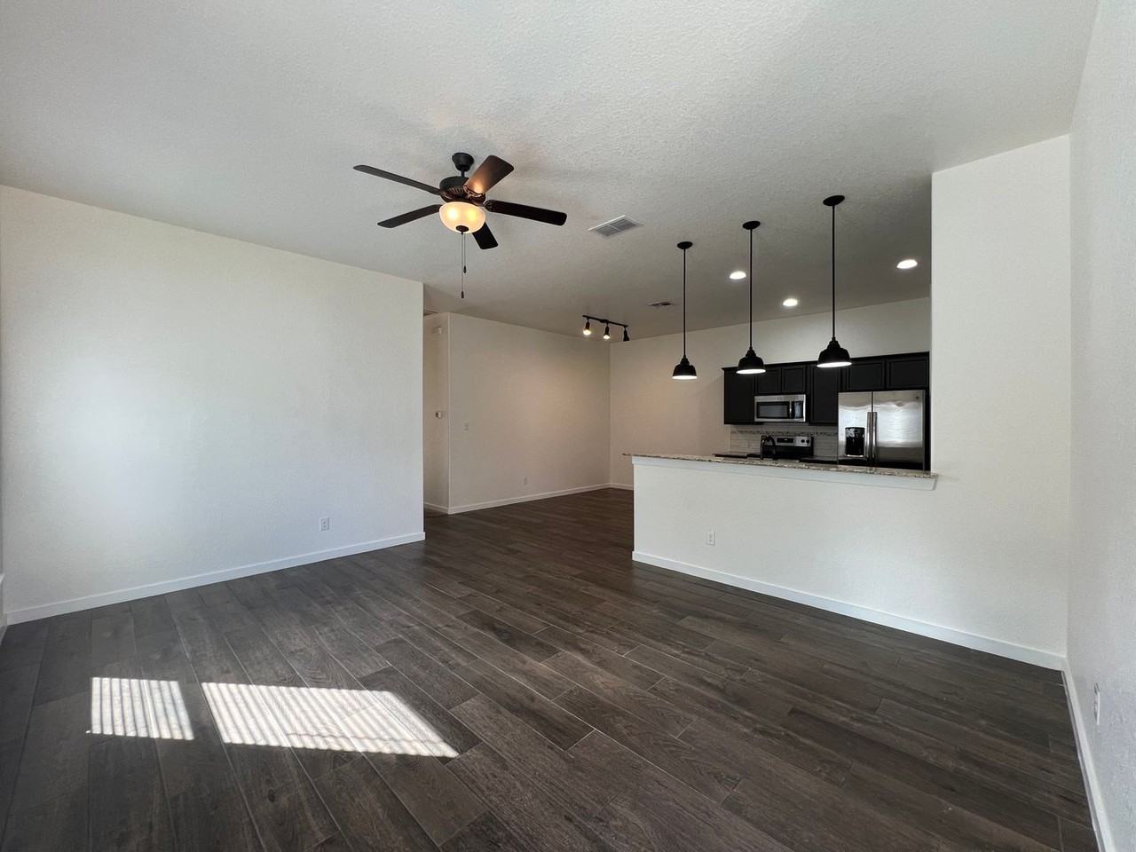 2243 Avery Vlg - Photo 7 of 23