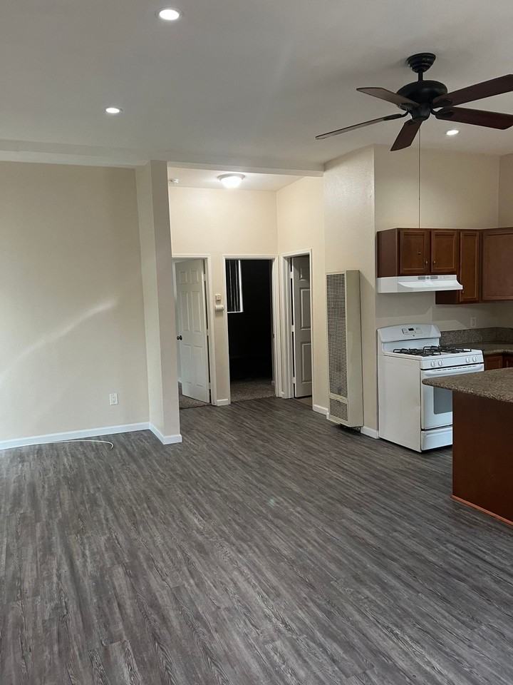 JULIAN AVENUE 12652 (1 - 3) - Photo 2 of 17