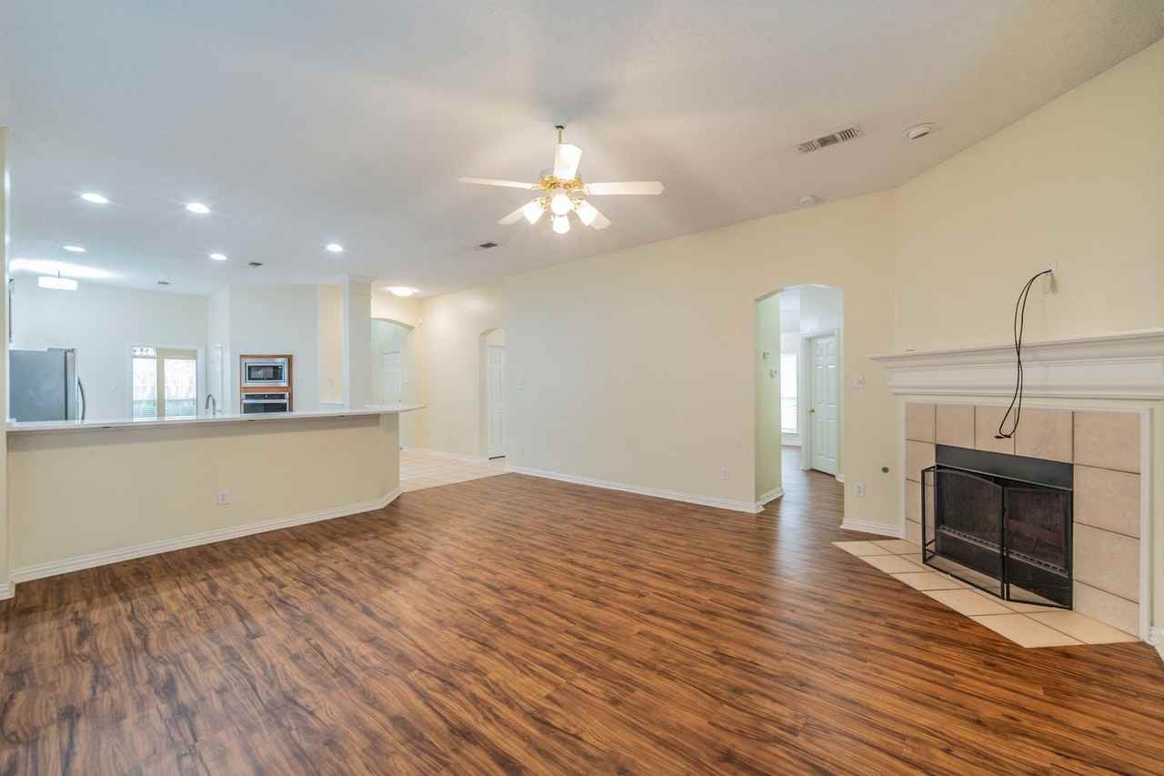 4709 Belladonna Dr - Photo 3 of 22