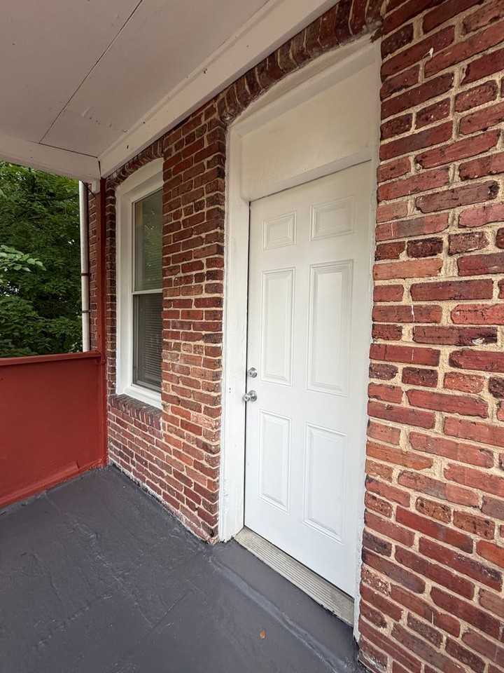 3001 Wolcott Ave - Photo 2 of 32