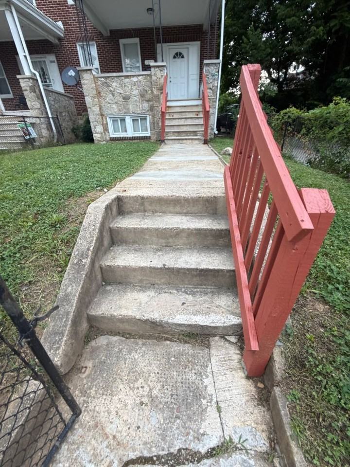 3001 Wolcott Ave - Photo 4 of 32