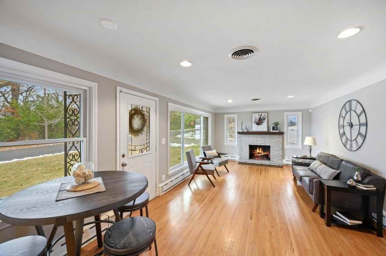 706 1st Ave Nw - Photo 3 of 12