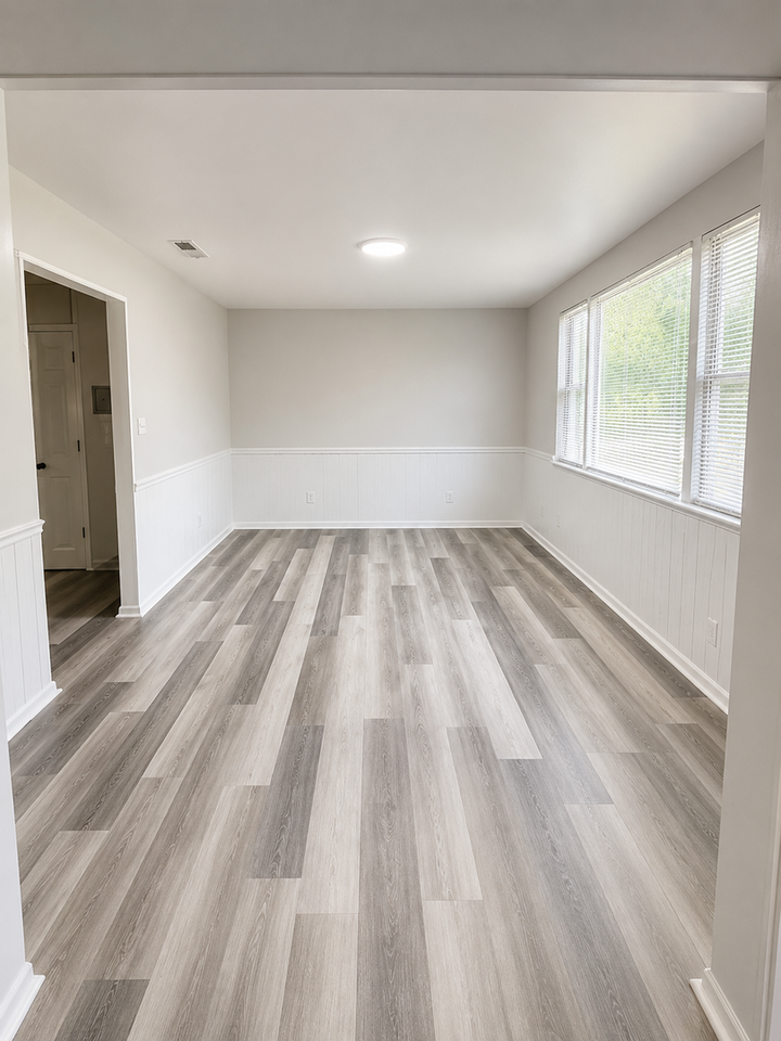 1915 Green Valley Dr - Photo 4 of 14