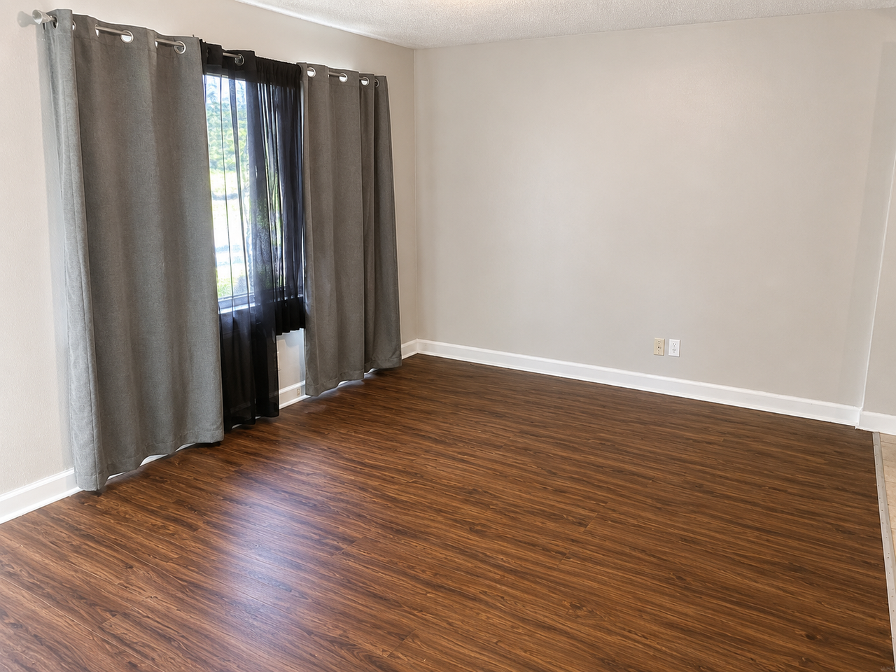 9802 Dennis Dr - Photo 2 of 9