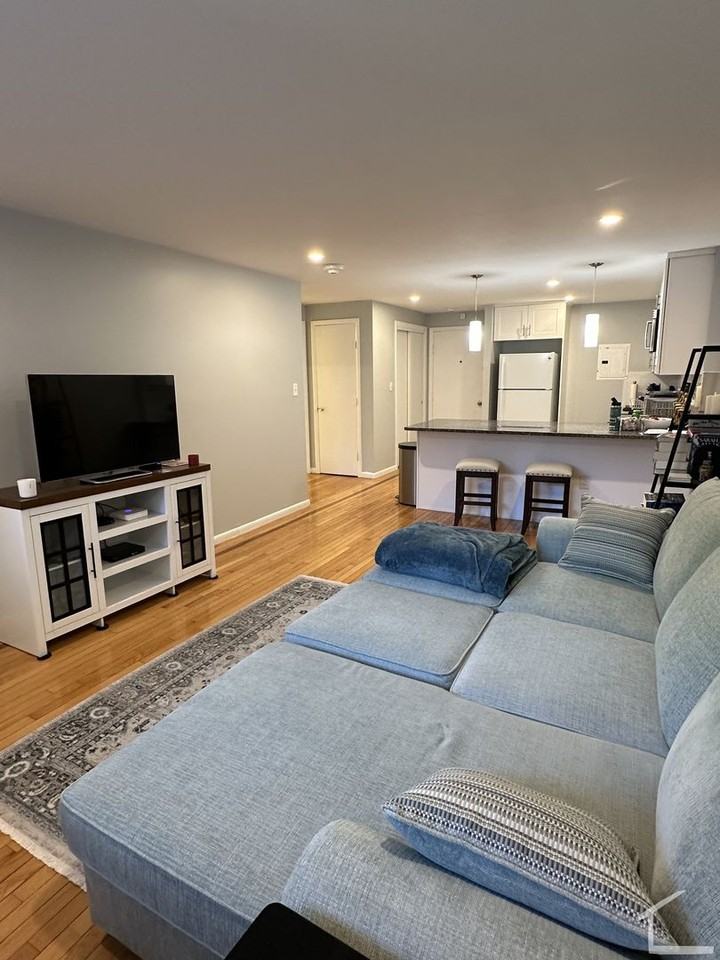 115 Tremont St - Photo 2 of 7