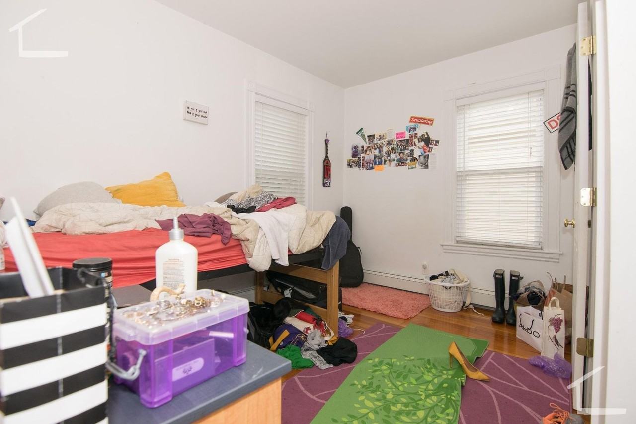 30 Brackett St - Photo 3 of 9