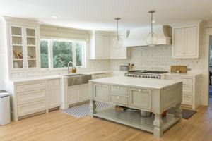featured image of 2060 Longden Cir