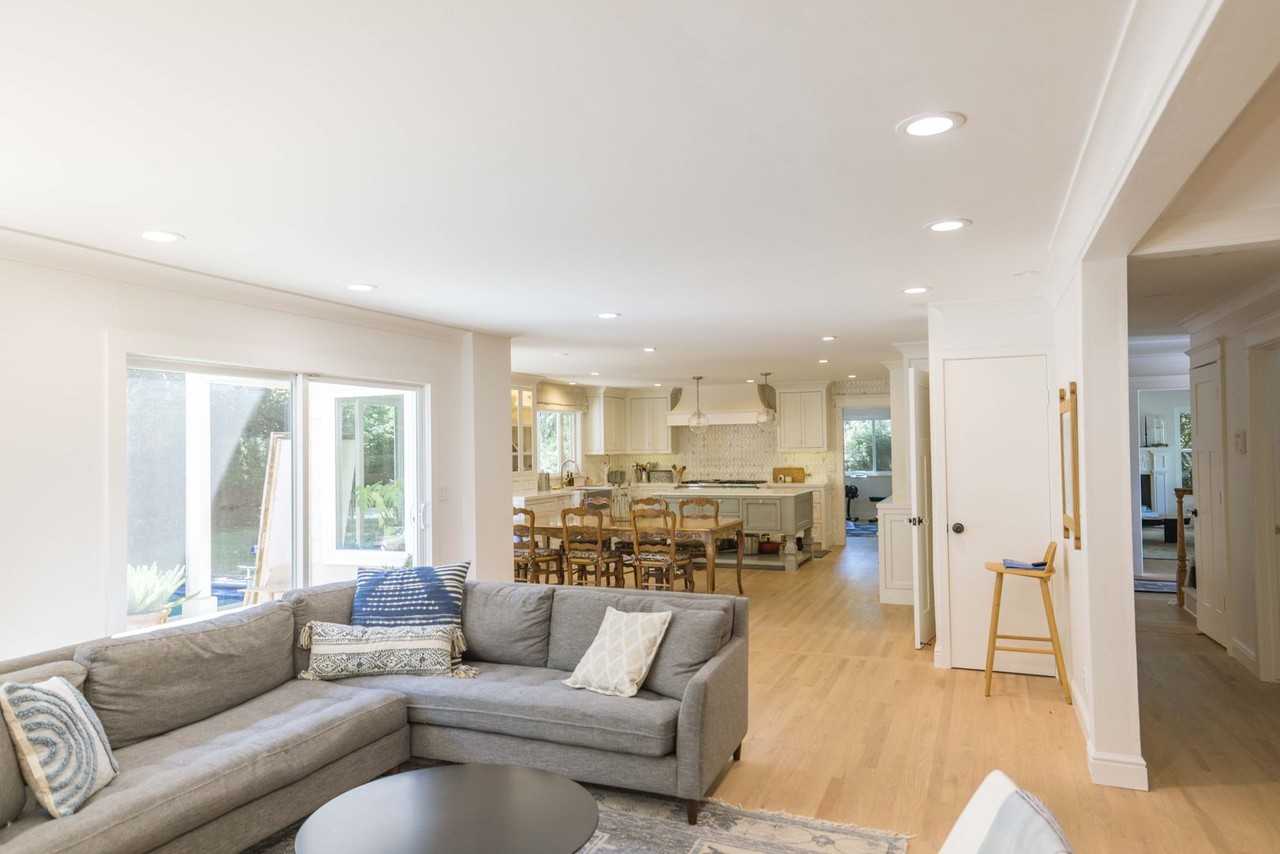 2060 Longden Cir - Photo 4 of 25