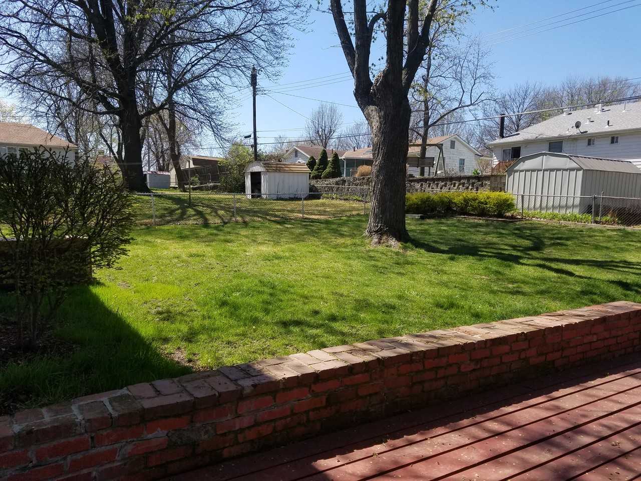 8514 Arlington Ave - Photo 2 of 4