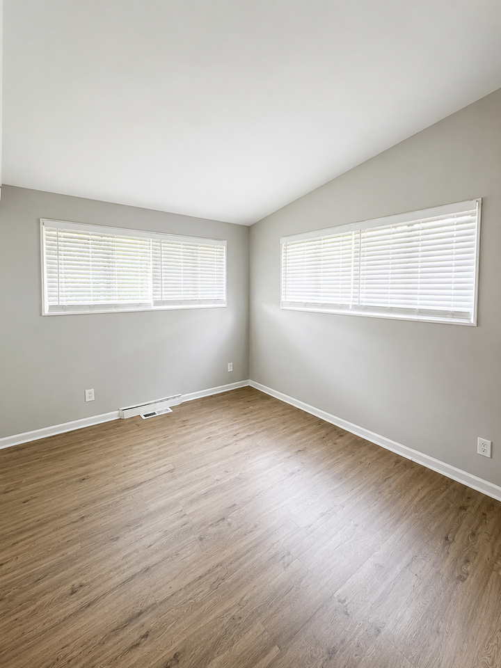 10448 Halls Ferry Rd - Photo 5 of 11
