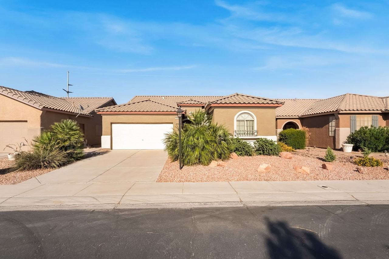 3586 3586 Driving Range Street - 3586 Driving Range Street - Photo 2 of 46