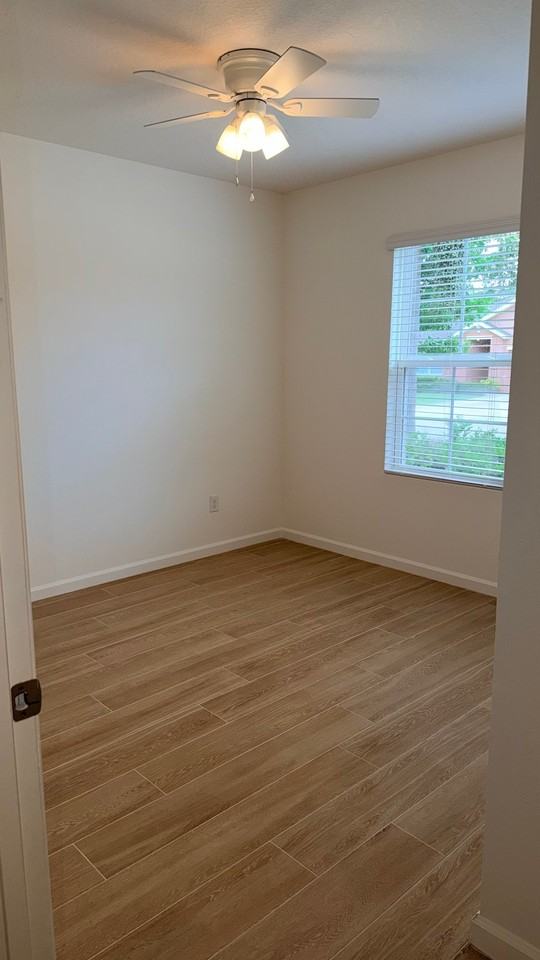 1522 Lexington Sq Sw - Photo 6 of 20