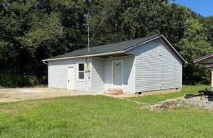 featured image of 3214 28th Avenue Dr Ne
