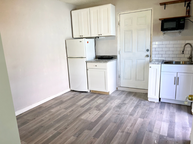 4494 Weldon Pl #B - Photo 7 of 15