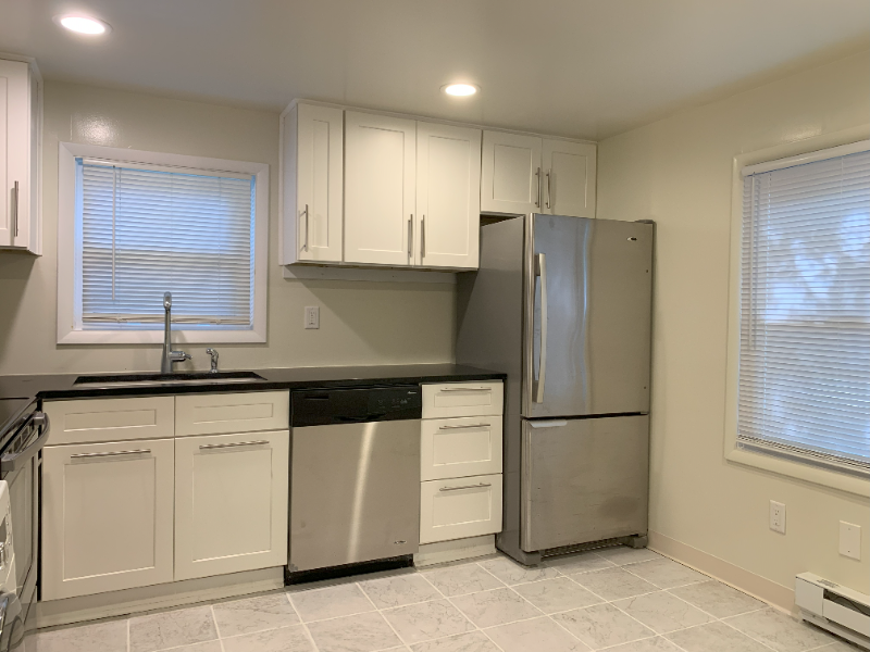 139 Maple Ave #3 - Photo 2 of 9