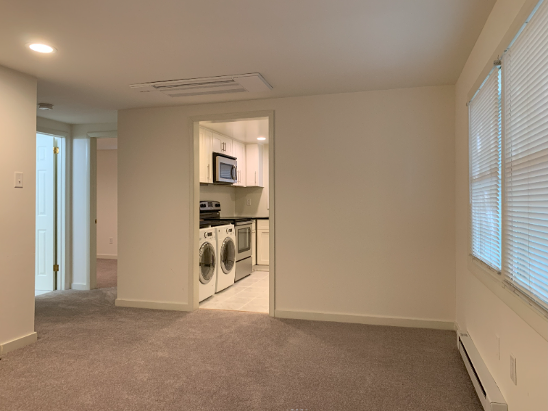139 Maple Ave #3 - Photo 4 of 9