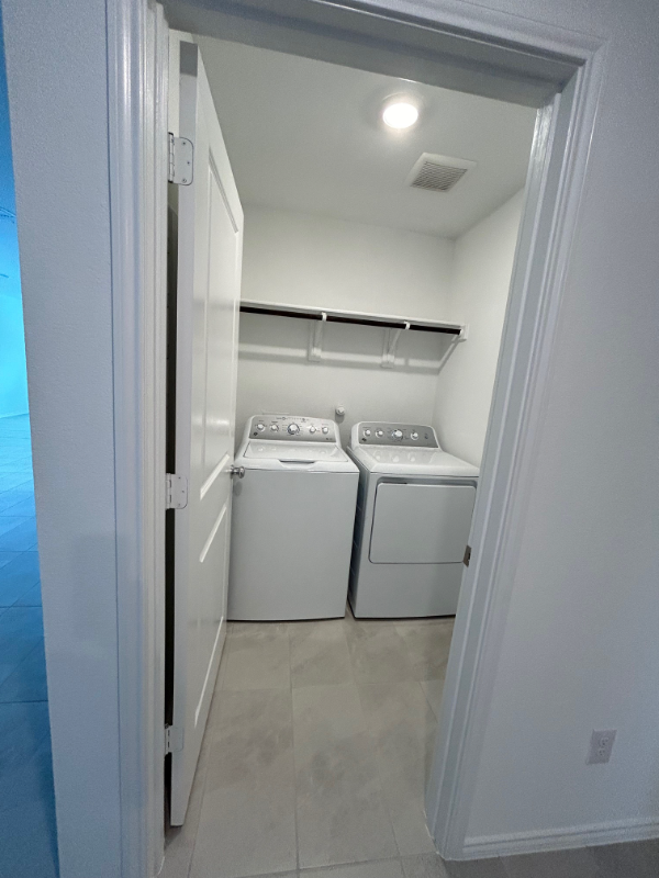 1264 Eclipse Ln - Photo 7 of 20