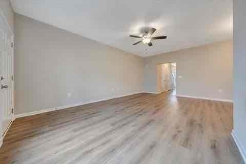5763 Huntridge Rd - Photo 2 of 12