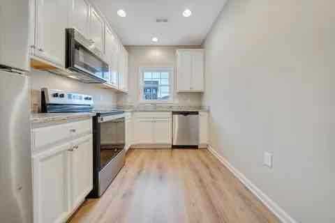 5763 Huntridge Rd - Photo 3 of 12