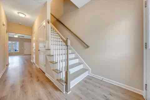 5763 Huntridge Rd - Photo 5 of 12