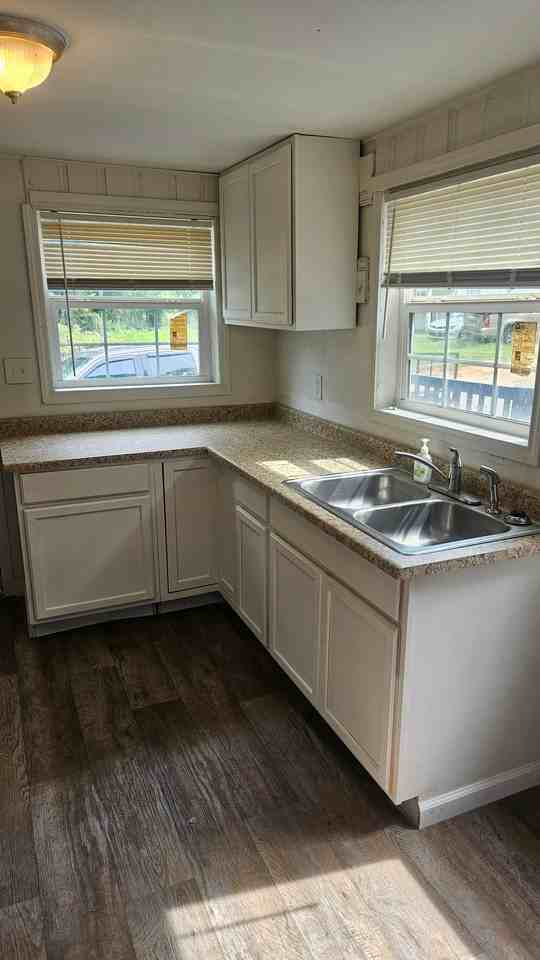 1373 Ridge Rd - Photo 5 of 9
