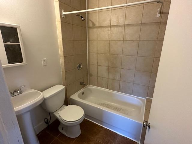 121 Sturtevant St #2E - Photo 5 of 7